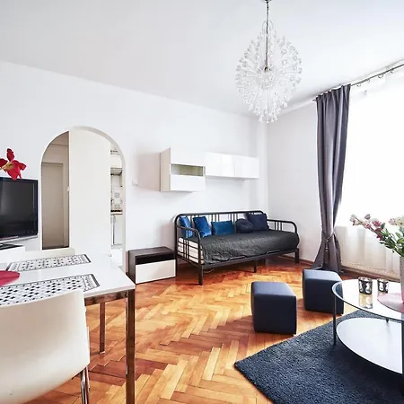 Jm 3 Hugo Station Apartment -Bosacka - Old Town 아파트 *